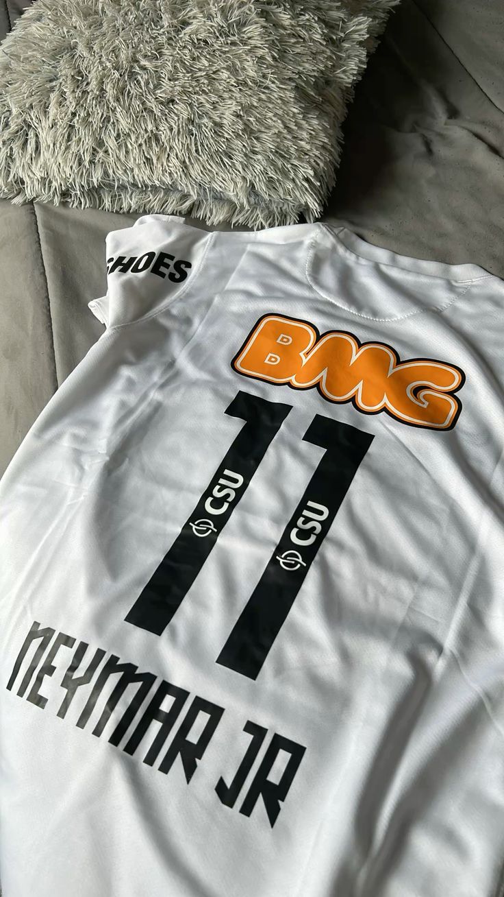 Foto de Rubén Serrano con su camiseta